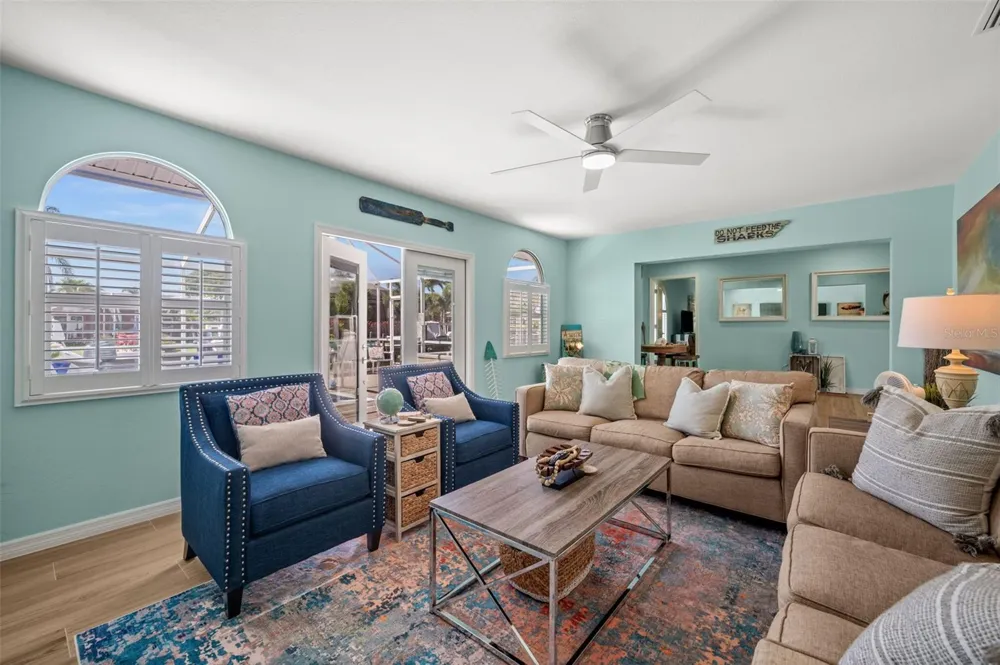 1432 VENETIAN COURT Cape Coral, FL 33904