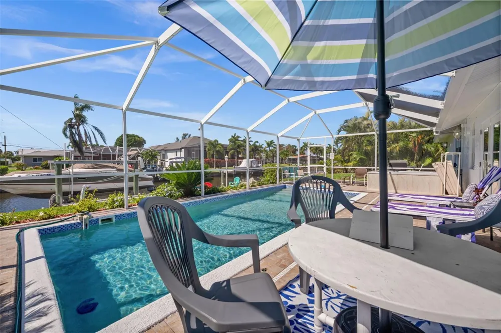 1432 VENETIAN COURT Cape Coral, FL 33904