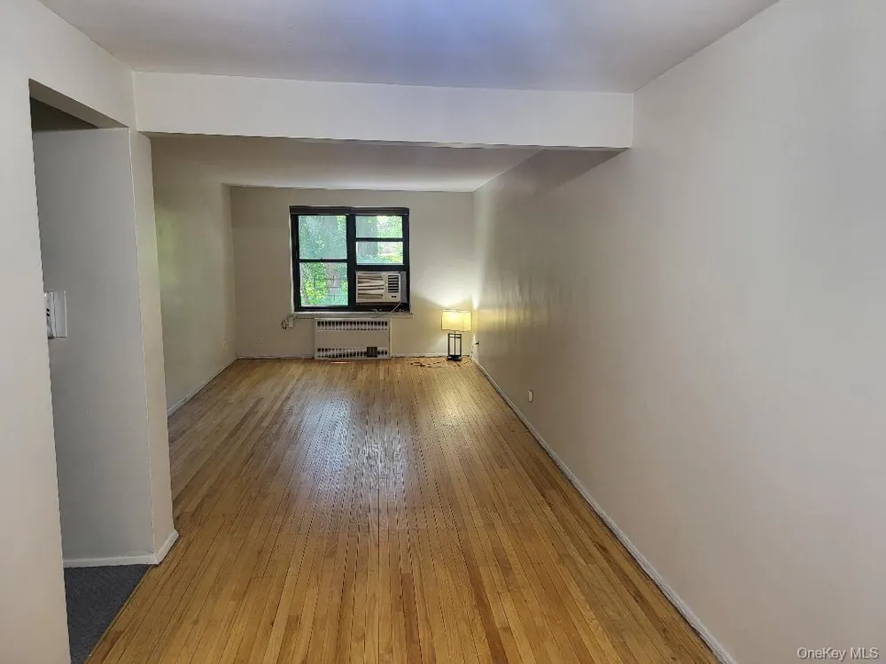 87-50 204 STREET #B46 Hollis, NY 11423
