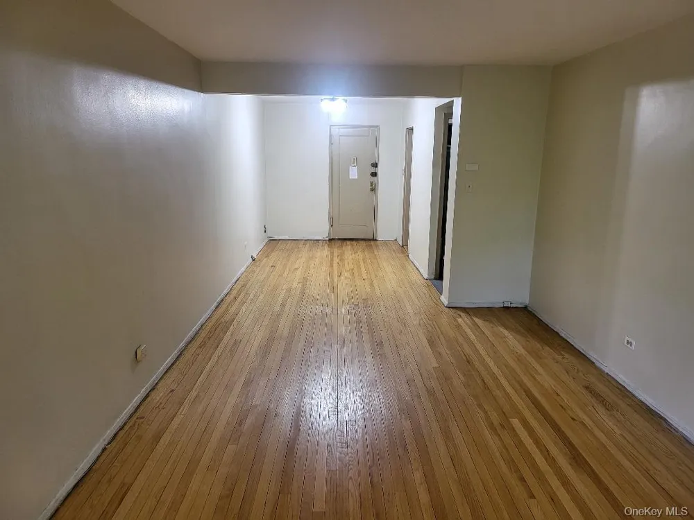 87-50 204 STREET #B46 Hollis, NY 11423