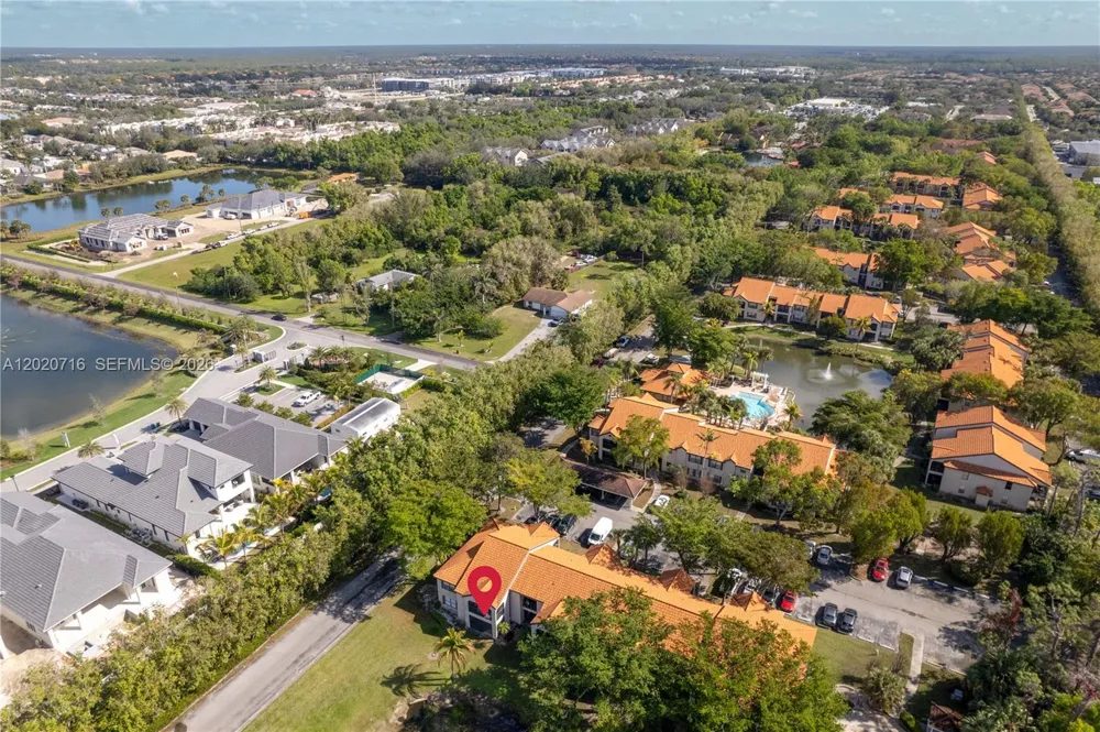 2094 Arbour Walk Cir #3018 Naples, FL 34109