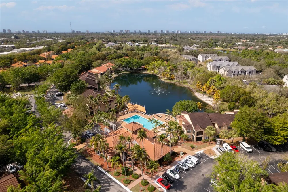 2094 Arbour Walk Cir #3018 Naples, FL 34109