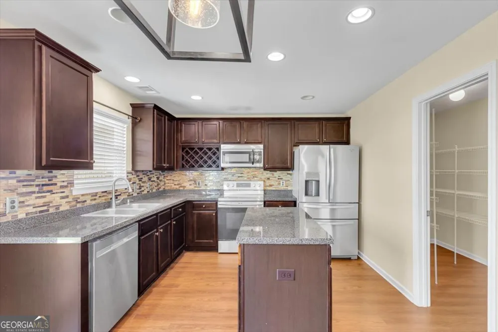 74 Noble Jones CT Port Wentworth, GA 31407