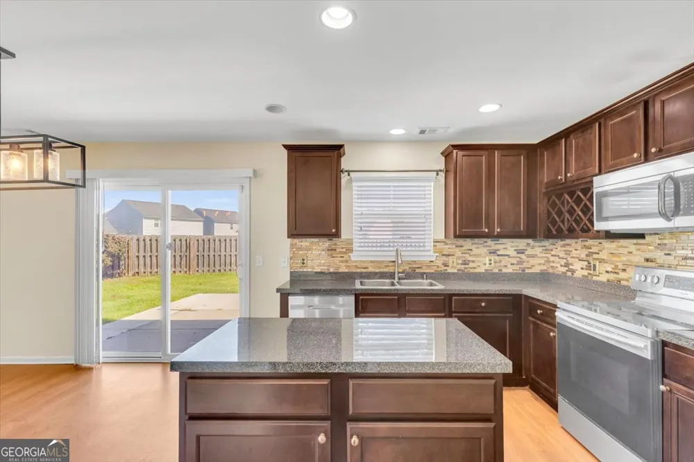 74 Noble Jones CT Port Wentworth, GA 31407