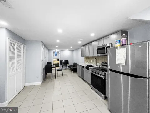 4644 G STREET #G