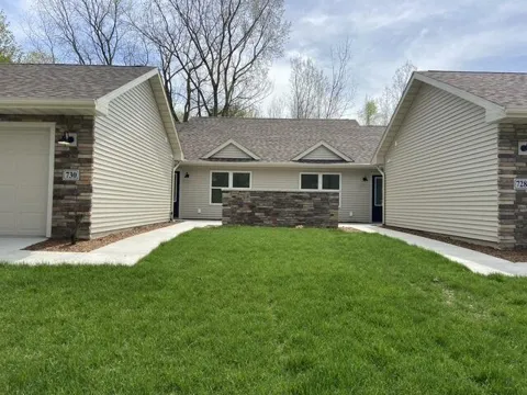 728 Violet Way
