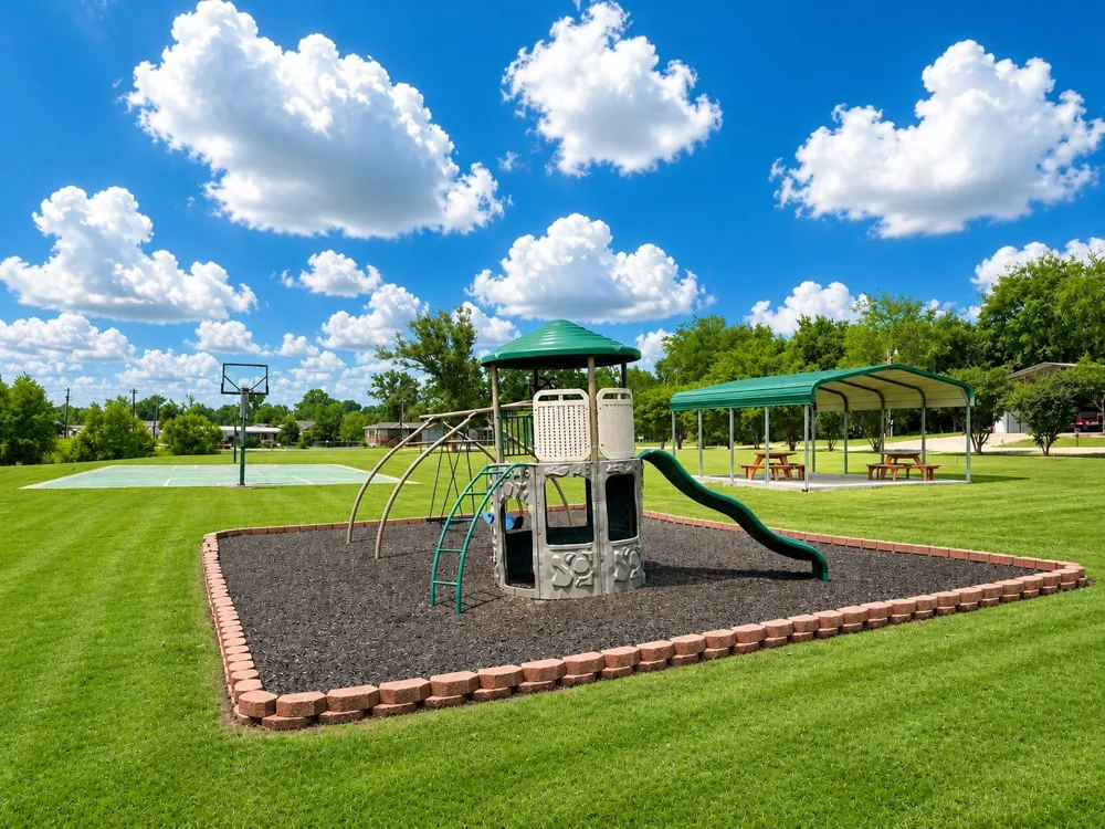 1063 Holiday Village Drive Quitman, TX 75783