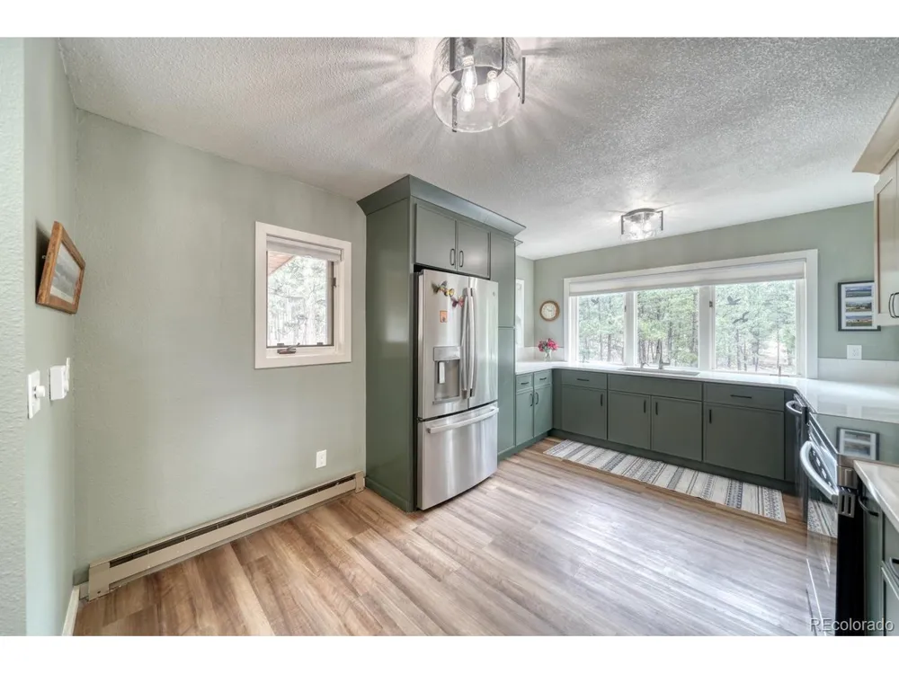 453 Black Fawn Lane Westcliffe, CO 81252