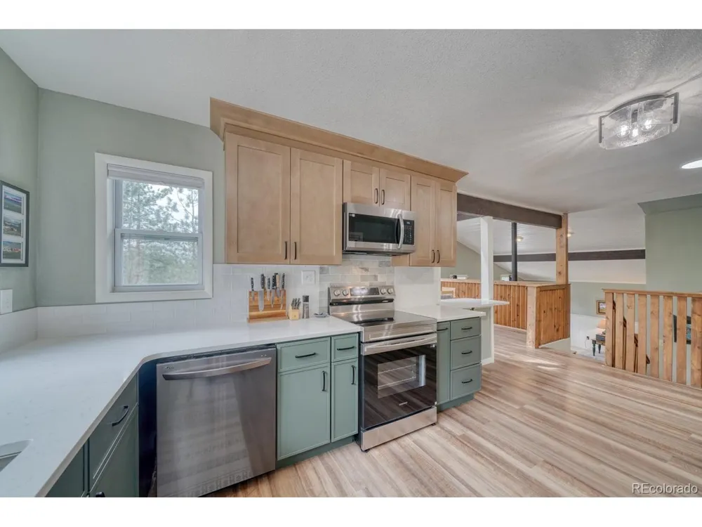 453 Black Fawn Lane Westcliffe, CO 81252