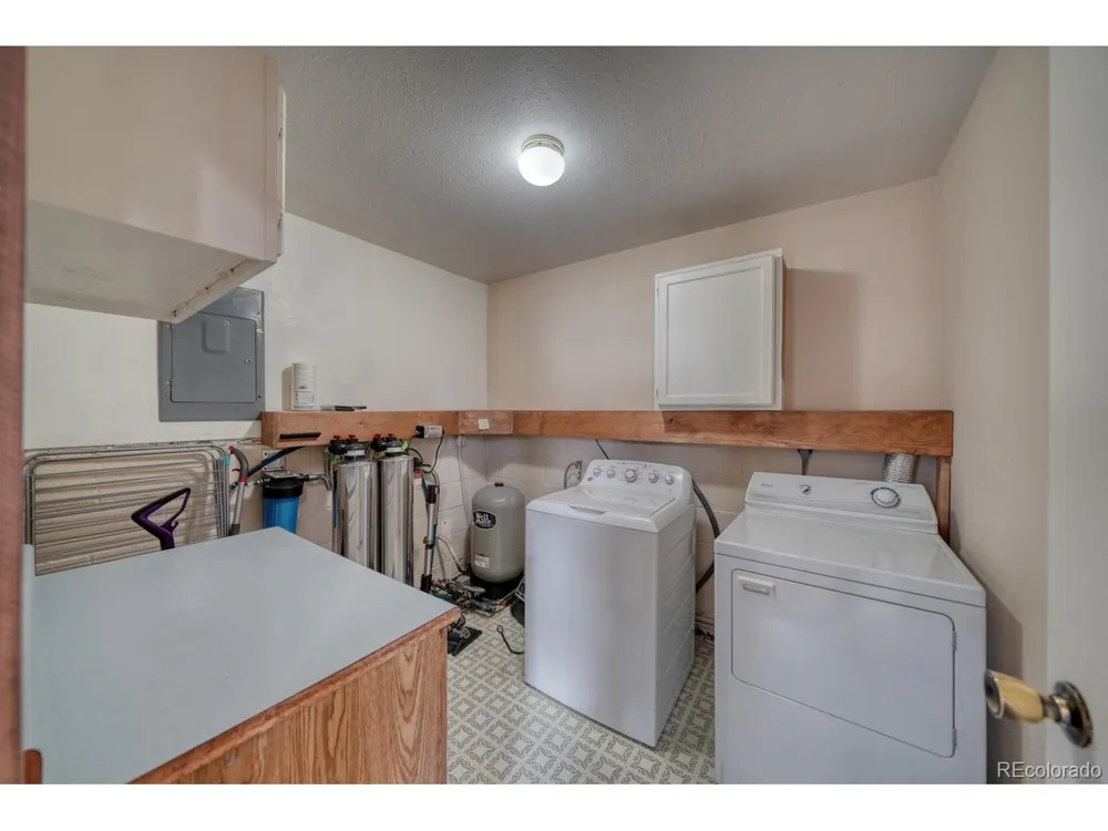 453 Black Fawn Lane Westcliffe, CO 81252