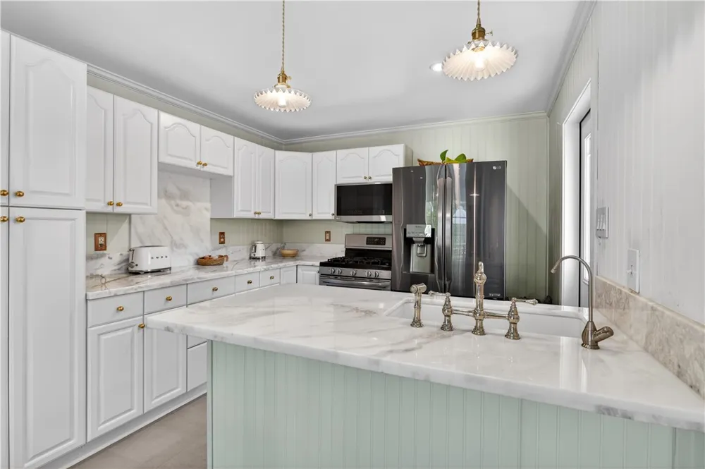 29300 Hazel Bell Drive Silverado Canyon, CA 92676