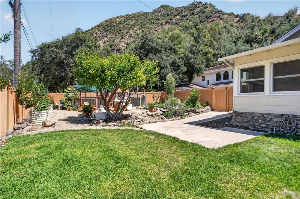 29300 Hazel Bell Drive Silverado Canyon, CA 92676
