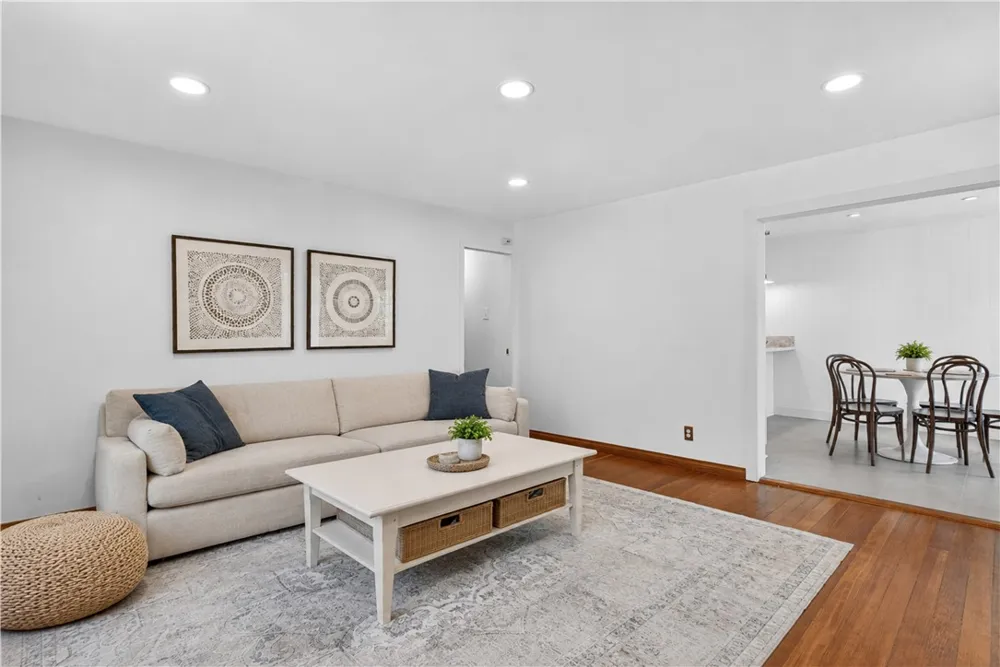 29300 Hazel Bell Drive Silverado Canyon, CA 92676