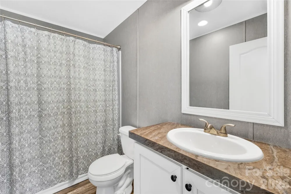 171 Brook Creek Drive Troutman, NC 28166