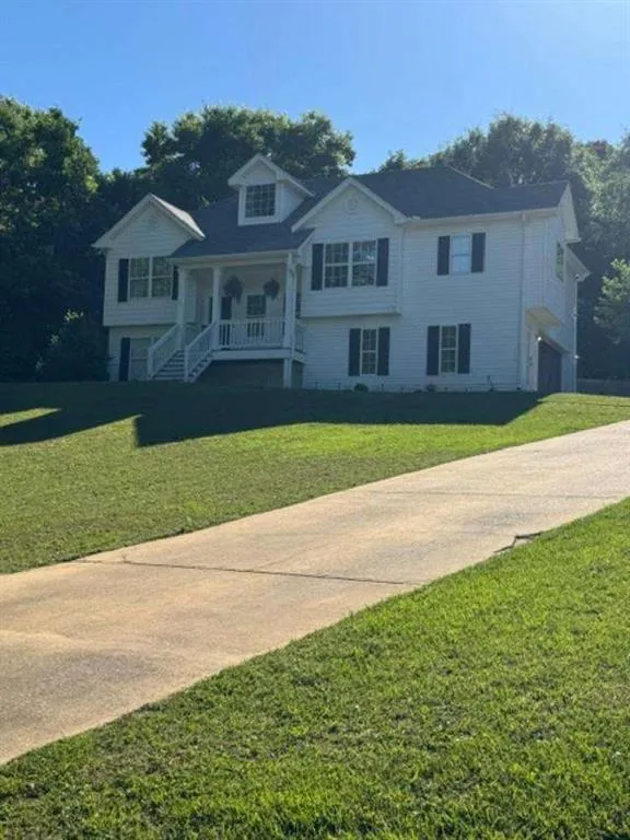 157 Dogwood Glen Drive Aragon, GA 30104