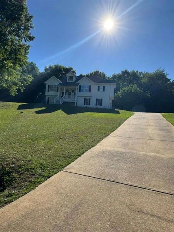 157 Dogwood Glen Drive Aragon, GA 30104