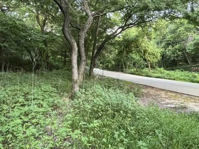 1878 W Belt Line Road Cedar Hill, TX 75104
