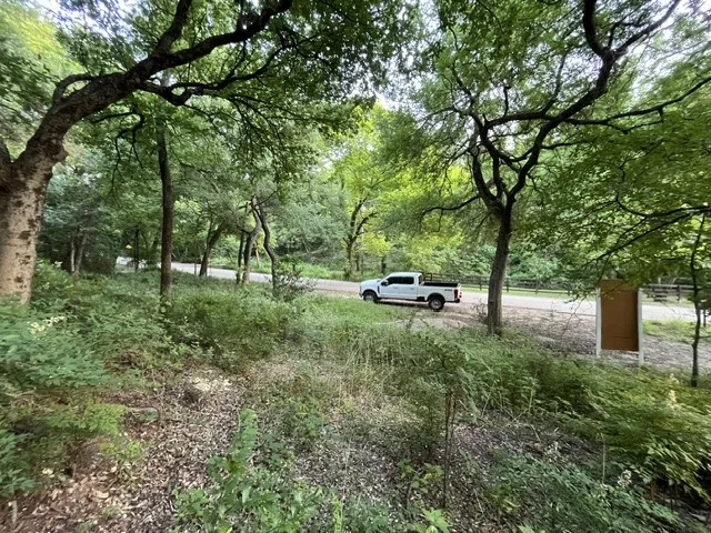 1878 W Belt Line Road Cedar Hill, TX 75104