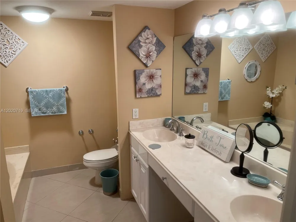 3610 Yacht Club Dr #1511 Penthouse Aventura, FL 33180