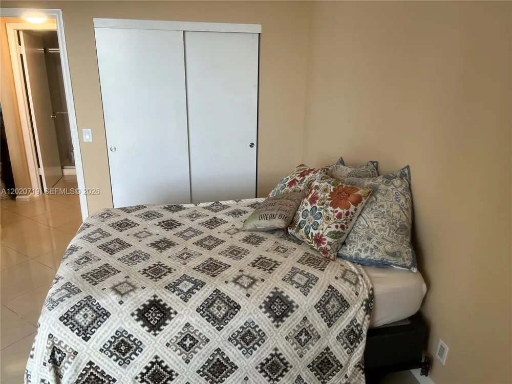 3610 Yacht Club Dr #1511 Penthouse Aventura, FL 33180