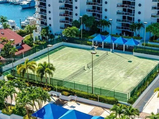 3610 Yacht Club Dr #1511 Penthouse Aventura, FL 33180