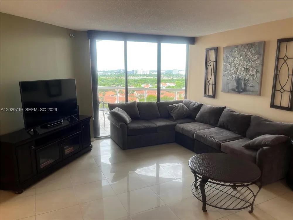 3610 Yacht Club Dr #1511 Penthouse Aventura, FL 33180