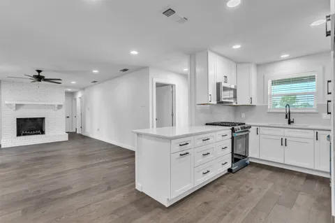110 Twin Circle