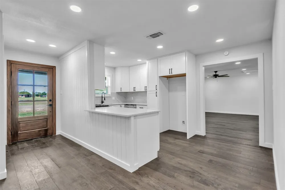 110 Twin Circle Wortham, TX 76693