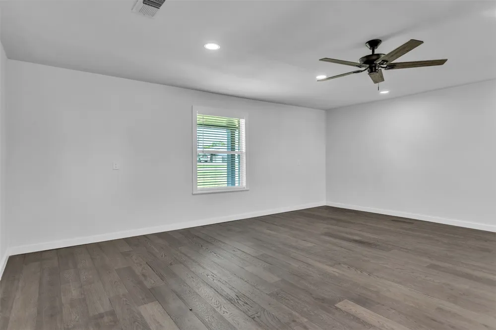 110 Twin Circle Wortham, TX 76693