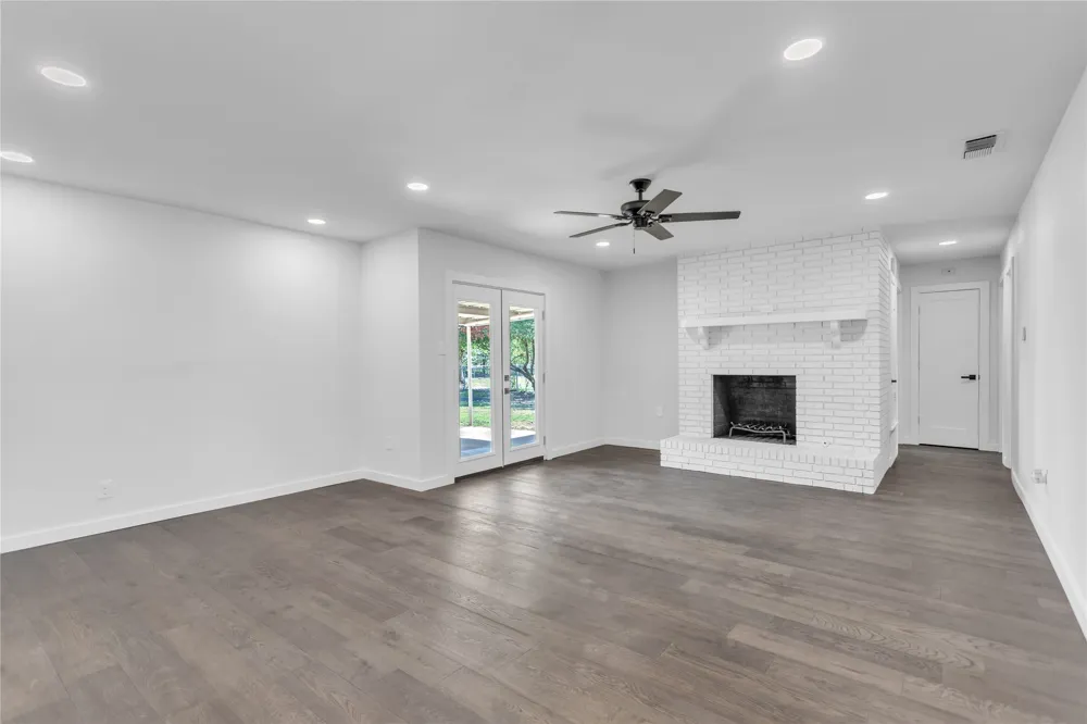 110 Twin Circle Wortham, TX 76693
