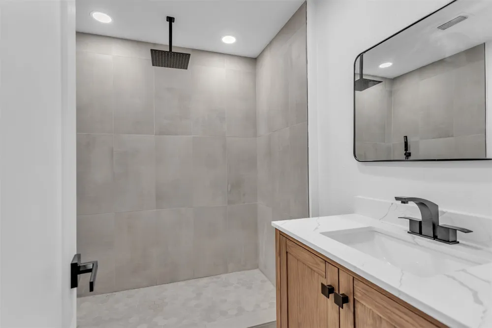 110 Twin Circle Wortham, TX 76693