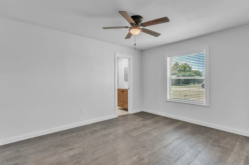 110 Twin Circle Wortham, TX 76693