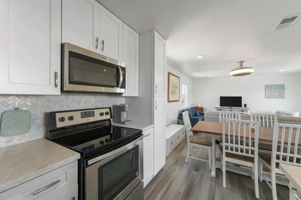 12917 John Reynolds Road Galveston, TX 77554