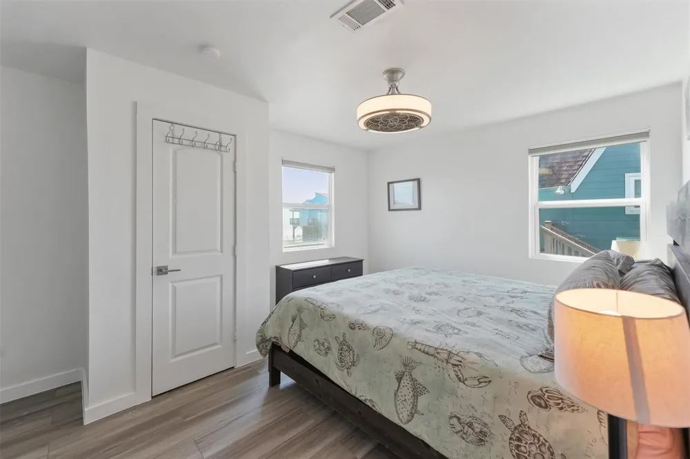 12917 John Reynolds Road Galveston, TX 77554