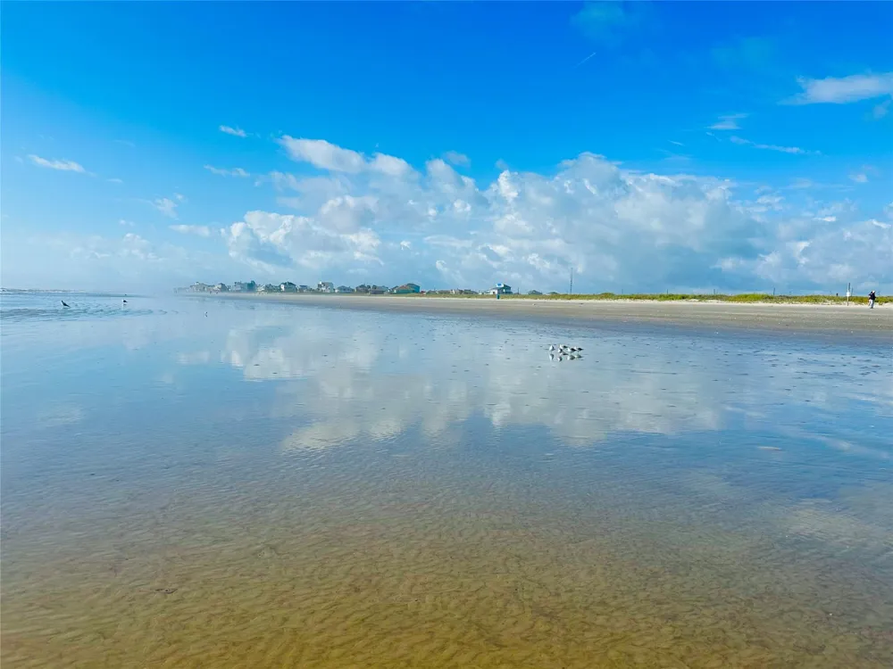 12917 John Reynolds Road Galveston, TX 77554