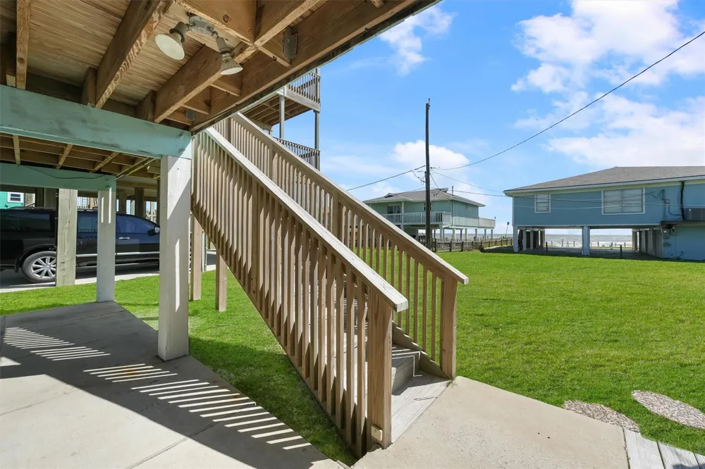 12917 John Reynolds Road Galveston, TX 77554