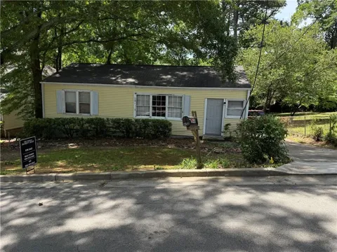 2648 Hickory Hill Drive SE