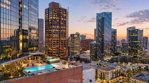 1100 Wilshire Boulevard #1812