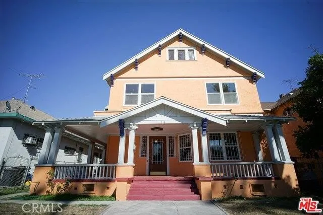512 S ST Louis Street Los Angeles, CA 90033