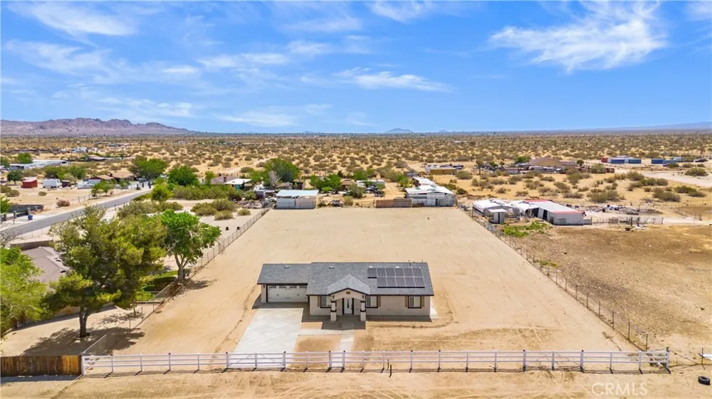 37842 117th Littlerock, CA 93543