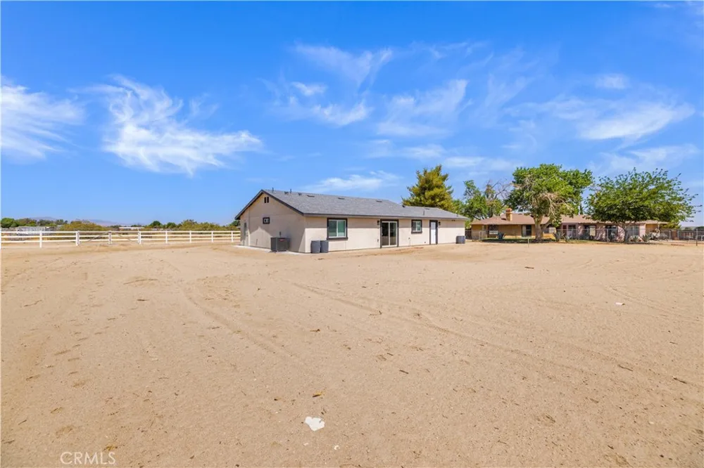 37842 117th Littlerock, CA 93543