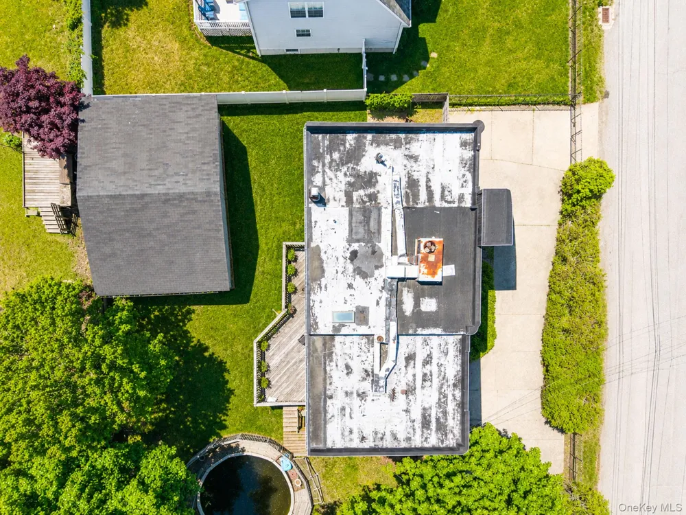 46 Brushwood Drive Shirley, NY 11967