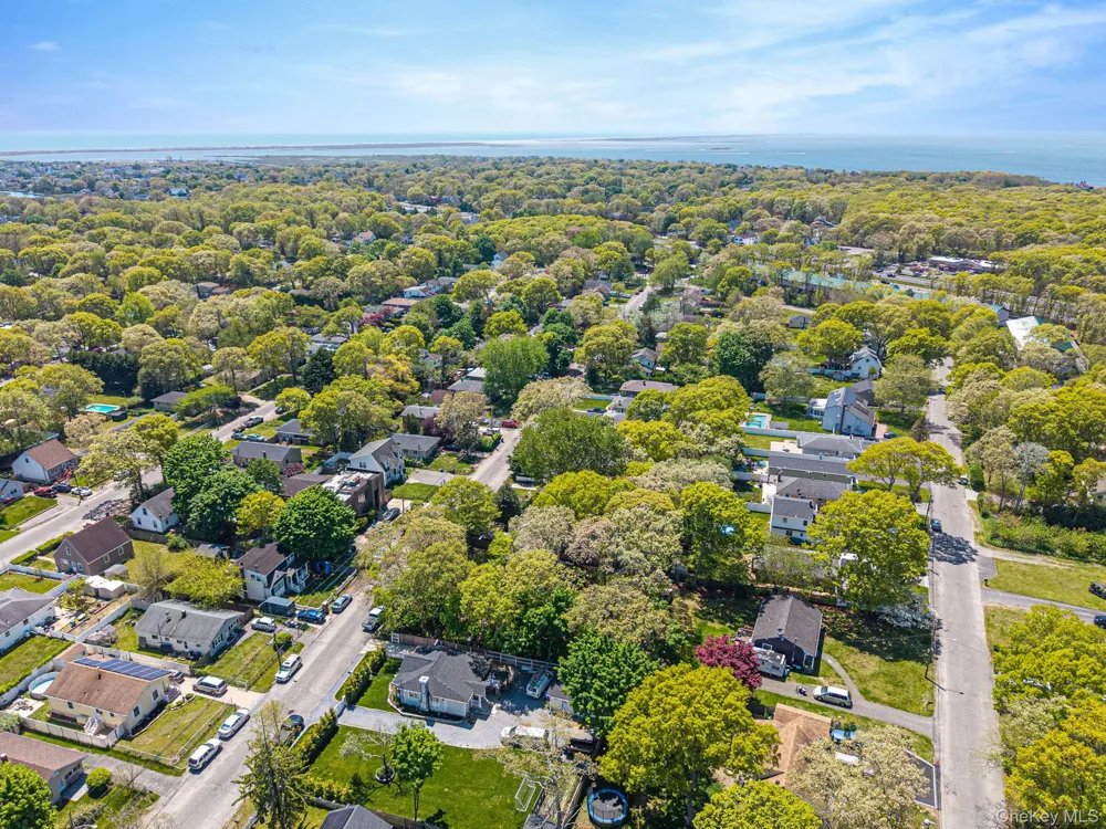 46 Brushwood Drive Shirley, NY 11967