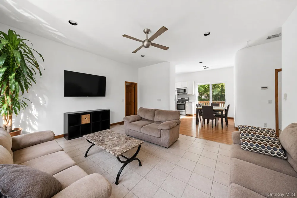 46 Brushwood Drive Shirley, NY 11967