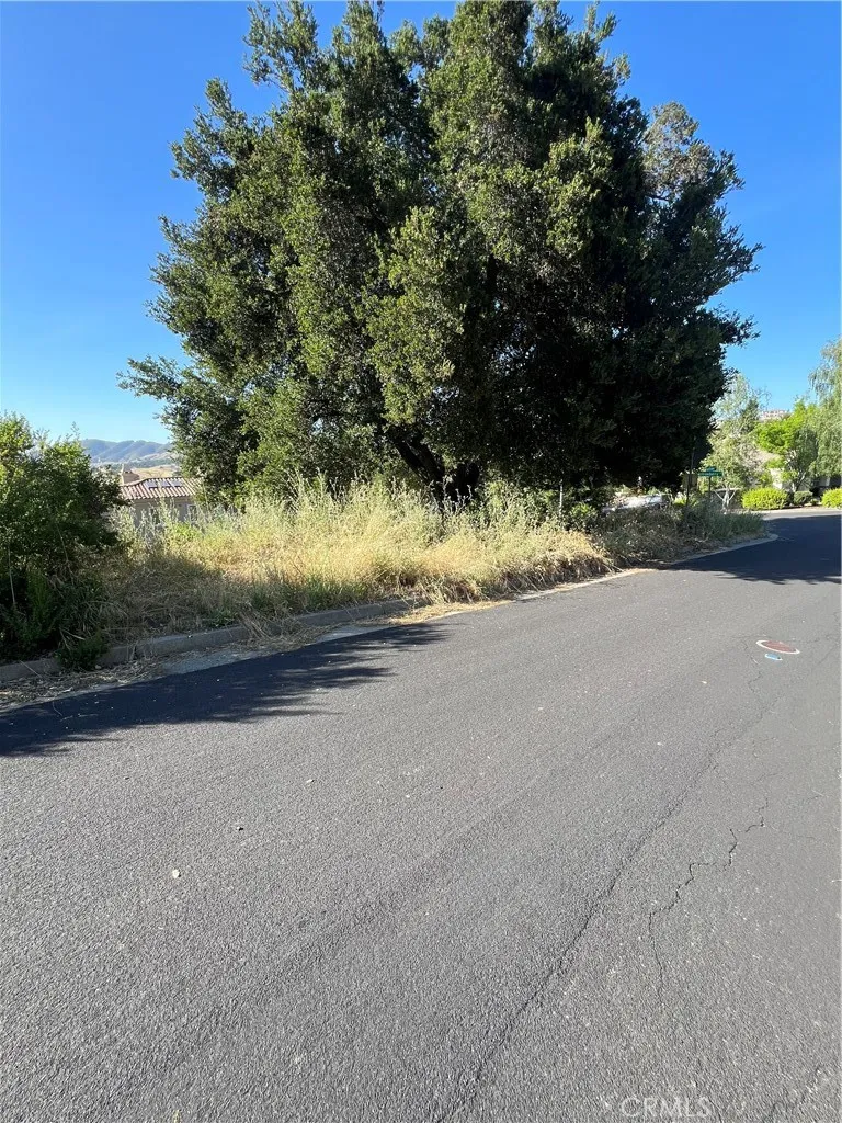 8565 Strawberry Gilroy, CA 95020