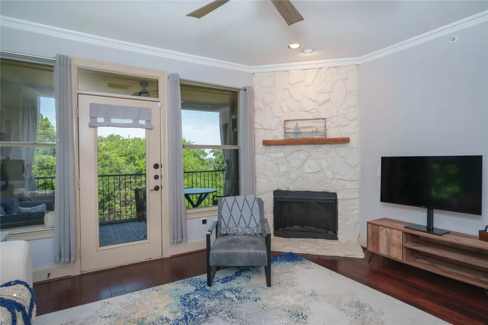 500 Waters Edge Drive #221 Lake Dallas, TX 75065