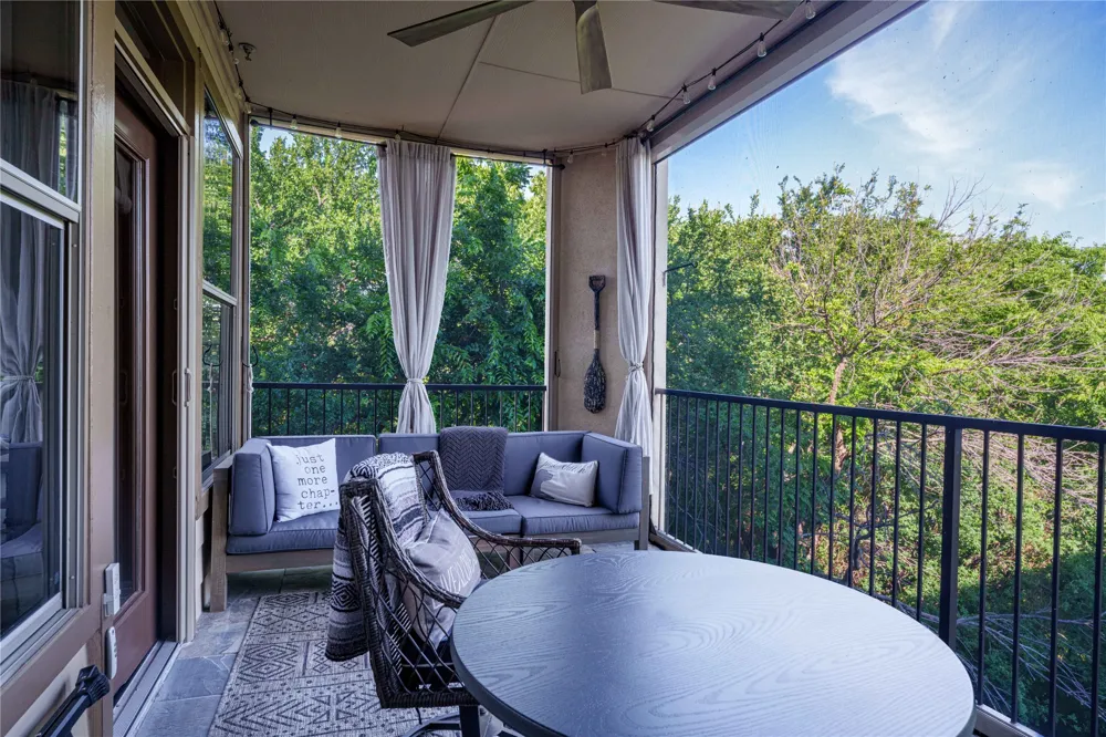 500 Waters Edge Drive #221 Lake Dallas, TX 75065