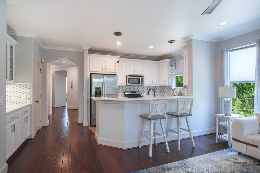 500 Waters Edge Drive #221 Lake Dallas, TX 75065