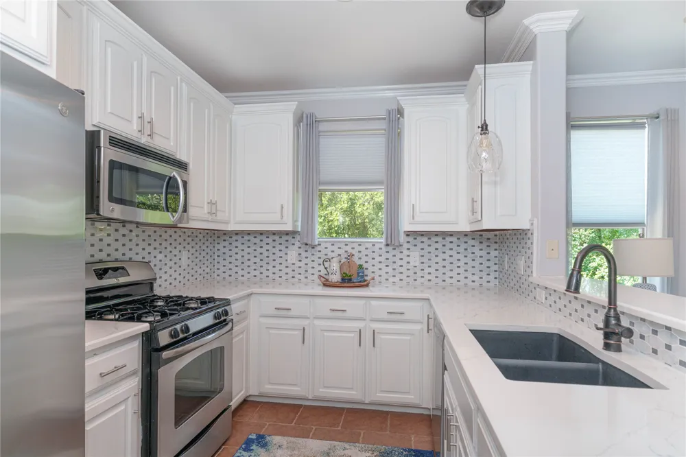 500 Waters Edge Drive #221 Lake Dallas, TX 75065