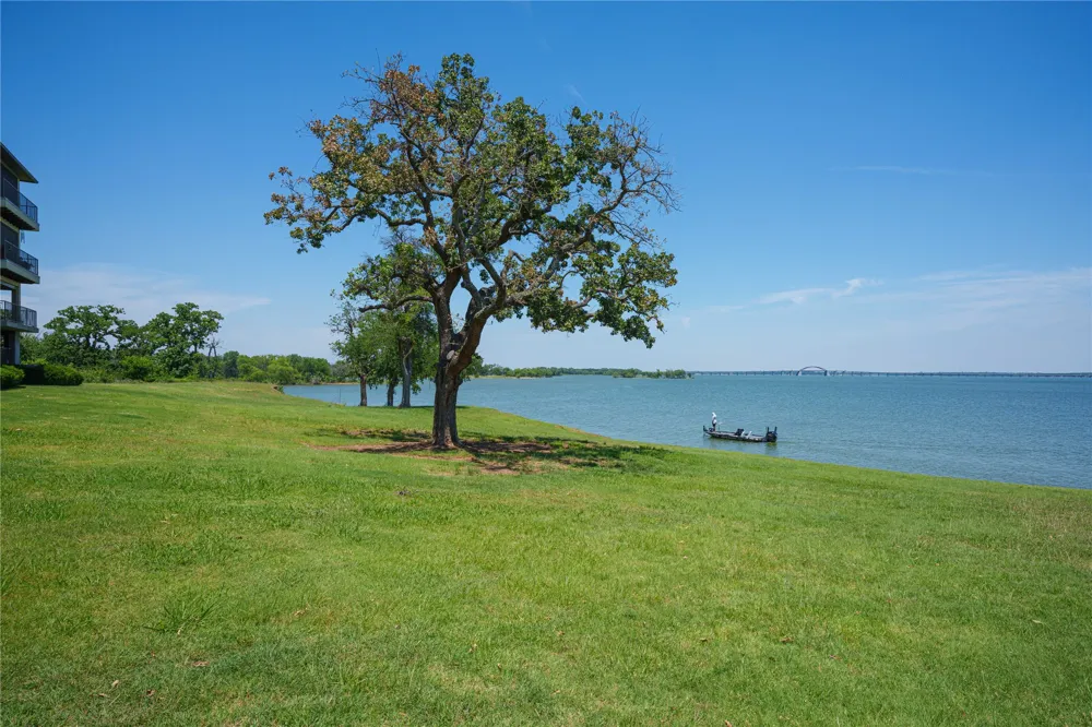500 Waters Edge Drive #221 Lake Dallas, TX 75065